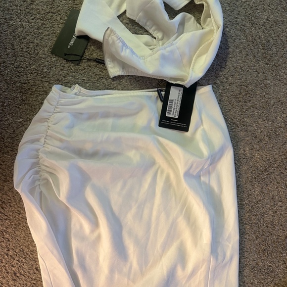 NWT Pretty Little Thing White Woven Set Size Small - Picture 7 of 7